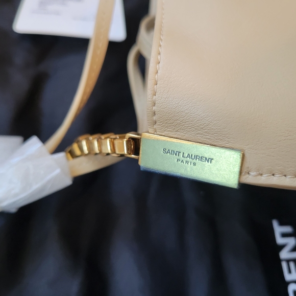 Saint laurent Suzanne small leather shoulder bag NWT - Picture 7 of 15